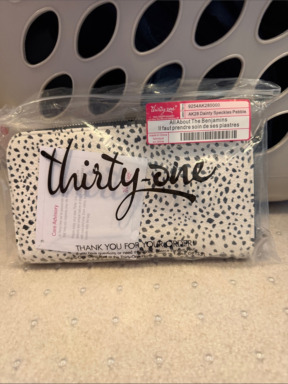 thirty-one all about the Benjamin’s dainty speckles pebble